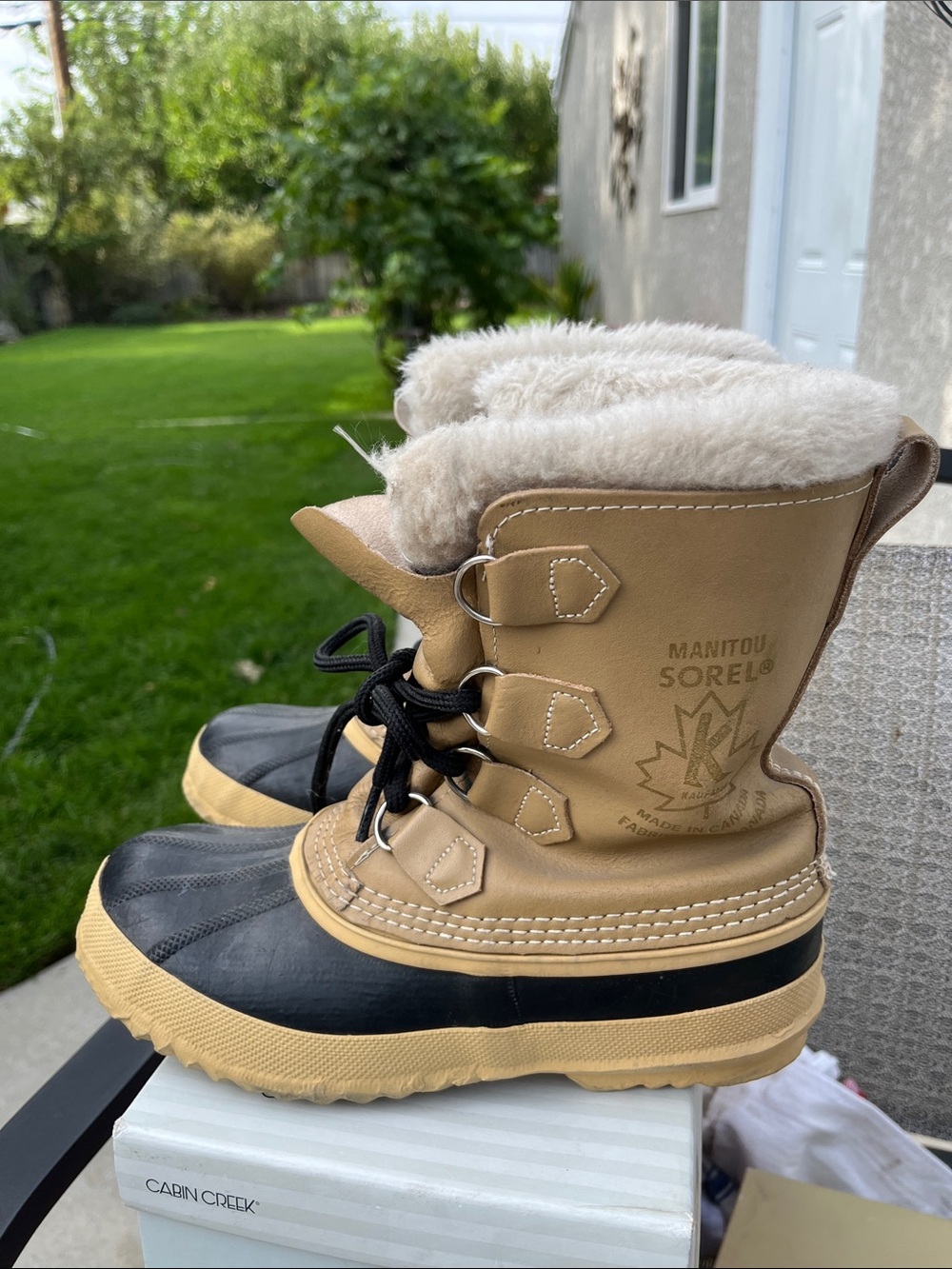 Sorel Women's Vintage Tan and Black Snow Boots Size 9